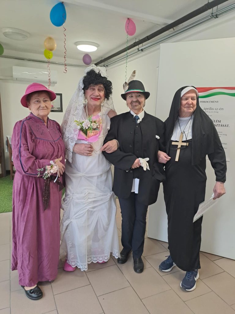 Farsangi zenés mulatság