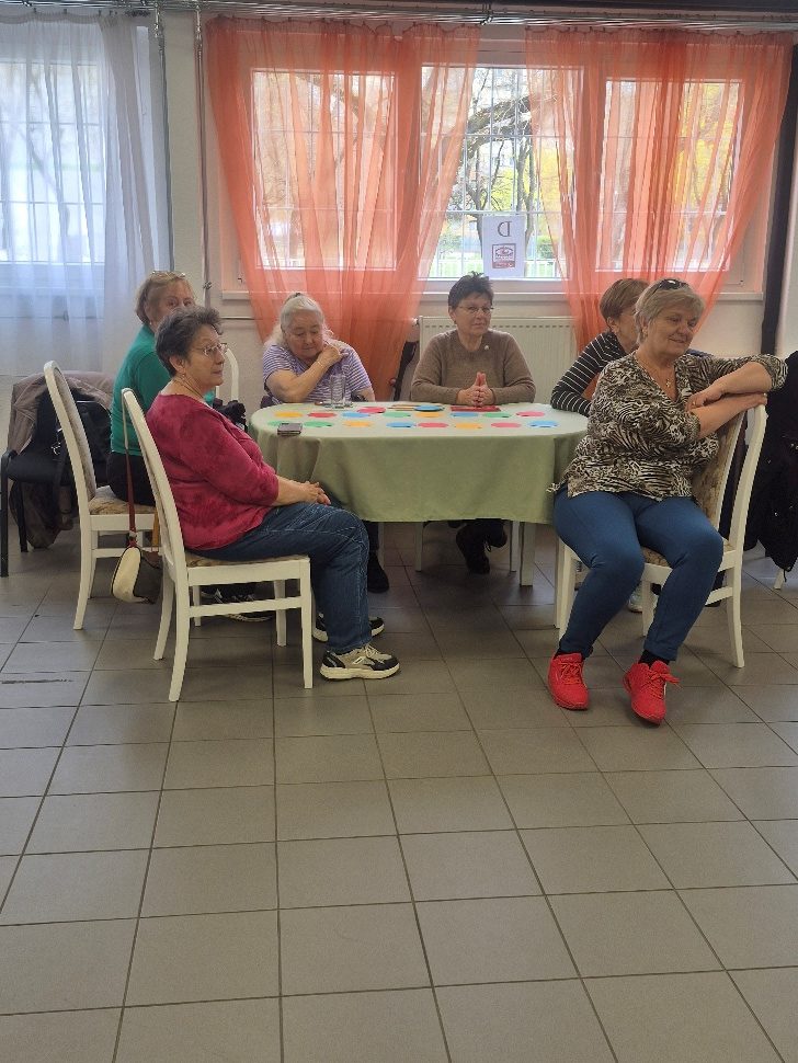 Memóriatréning az idős nappali ellátásban