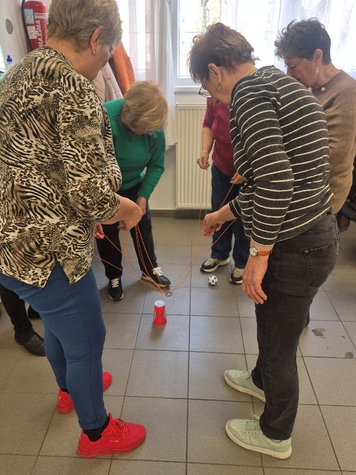 Memóriatréning az idős nappali ellátásban