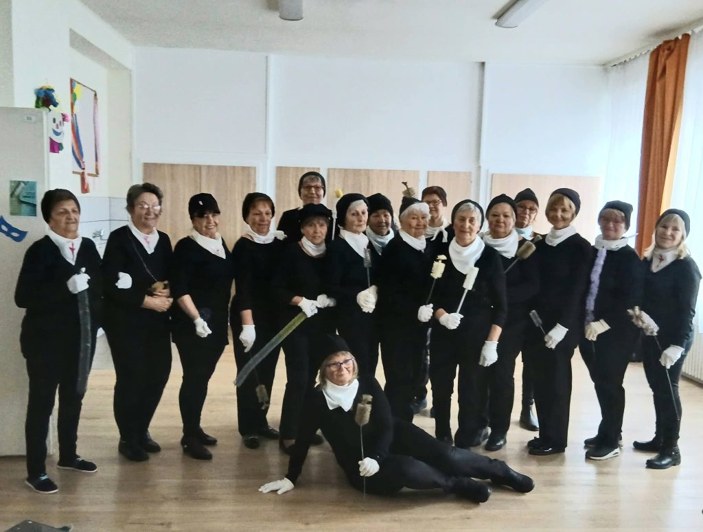 Farsangi zenés mulatság