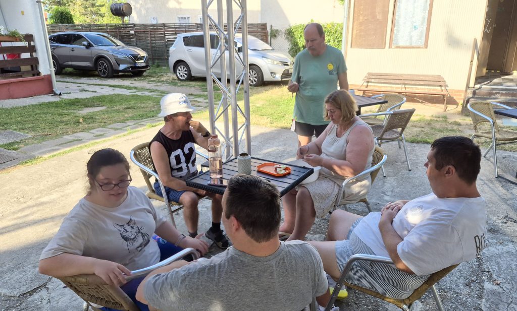 Pihenés a Balaton partján